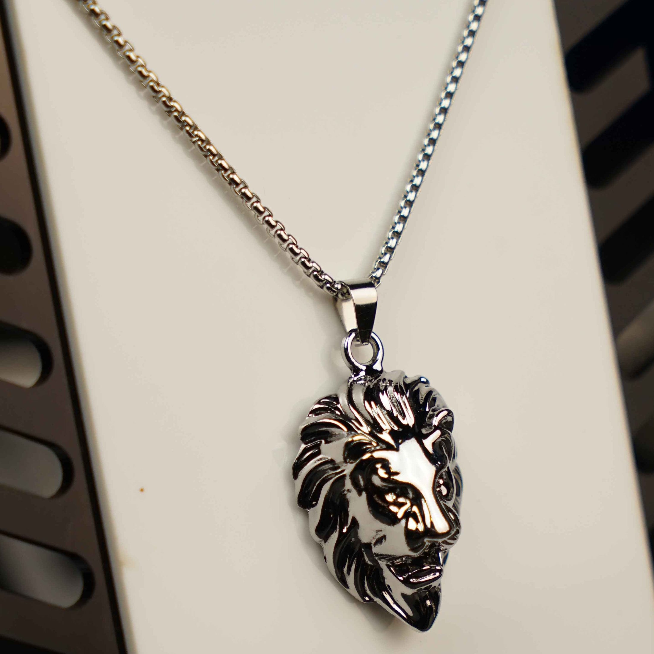 Lion Head Pendant & Chain - image 2