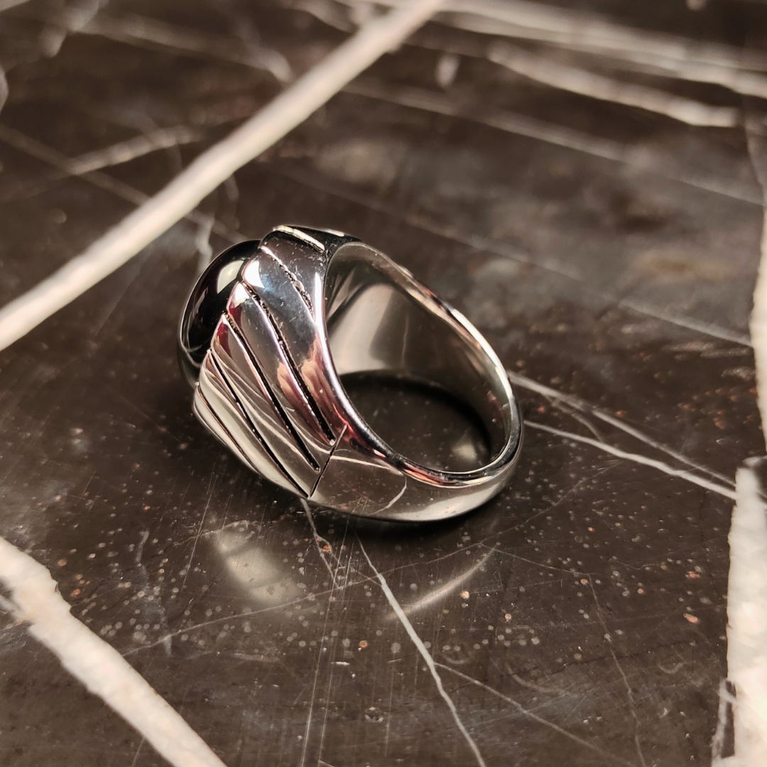 Ocean Waves Onyx Signet - image 3