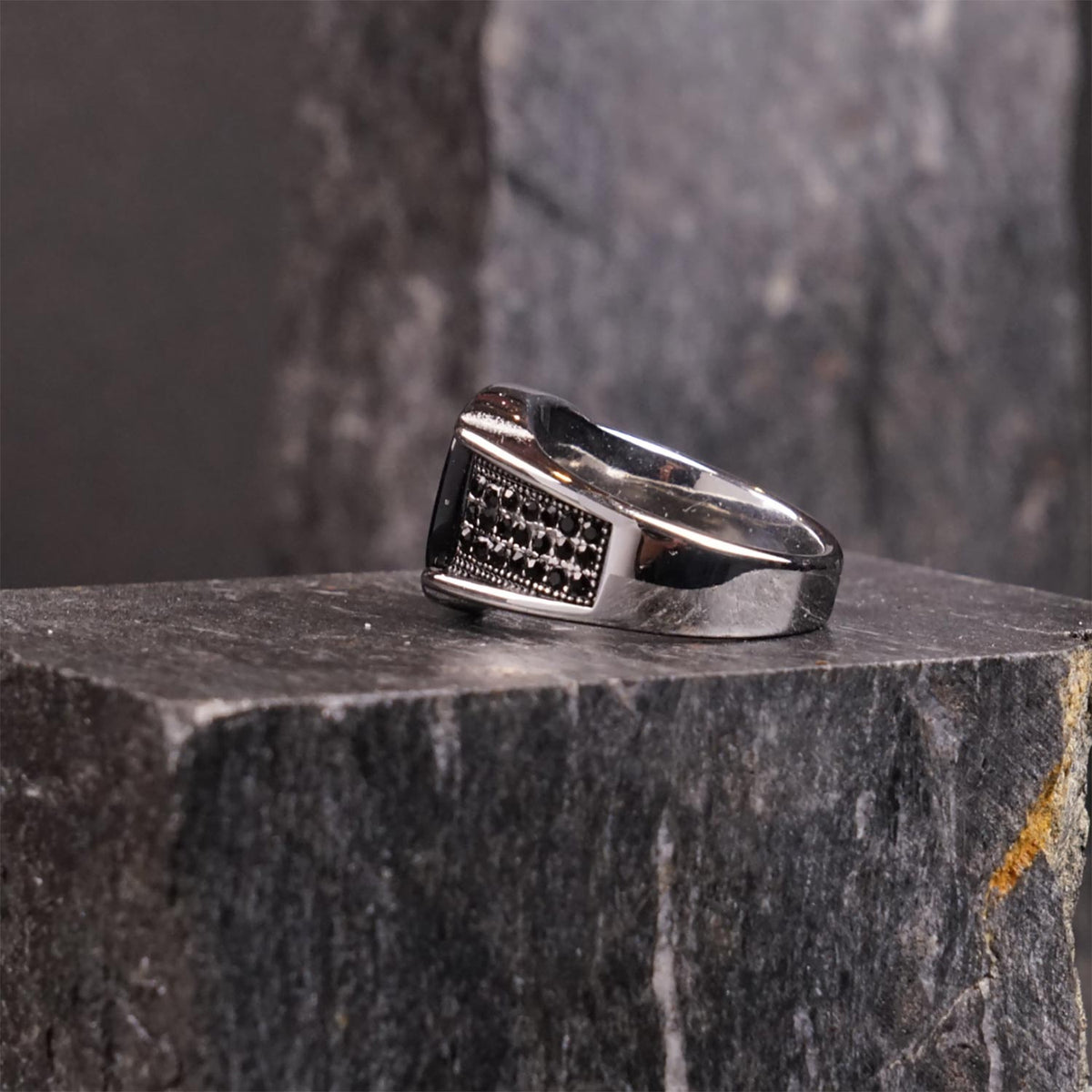Turkish Onyx Ring - image 3